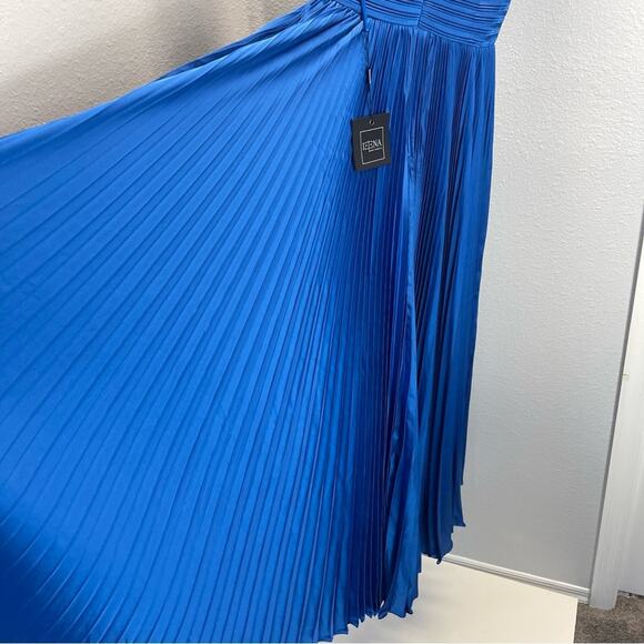 LEENA Mac Duggal Ruffle Top Sleeveless V Neck Pleated Gown Dress - Picture 11 of 14